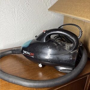 TURBOVAC800 DualAction Model
HVC-12A 800W Shoulder/Handheld
Vacuum Tested